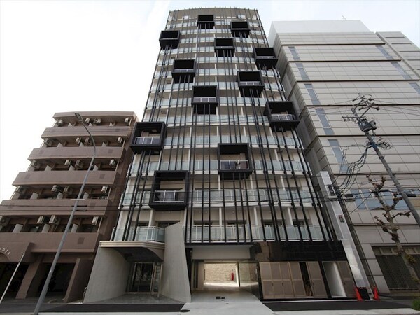 外観(外観　オートロック　宅配ＢＯＸ　防犯カメラ付　デザイナーズ)