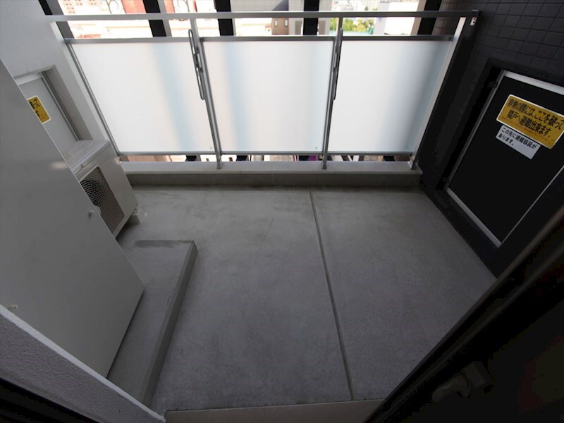 物件内観写真27　(南面バルコニー)