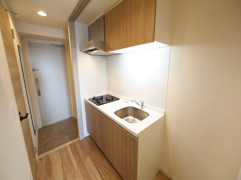 物件内観写真7　(システムキッチン（ガス2口コンロ付）)