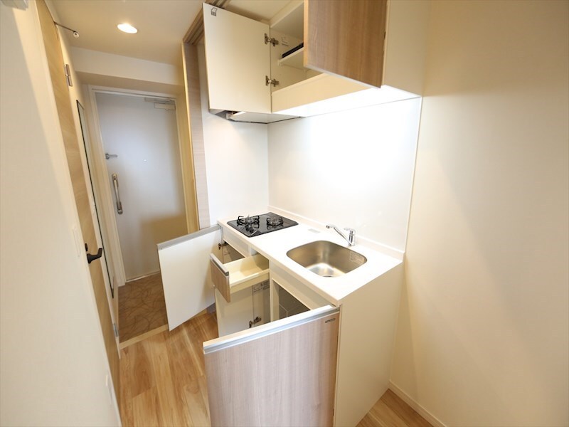 物件内観写真23　(システムキッチン（ガス2口コンロ付）)