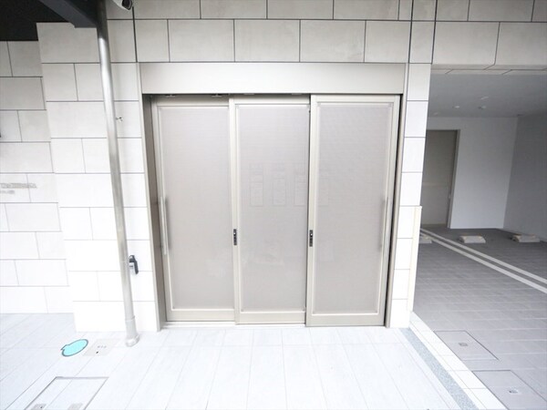 その他(敷地内ごみ捨て場)