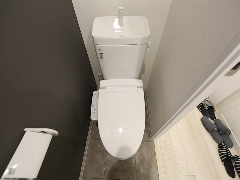 物件内観写真5　(温水洗浄暖房便座付トイレ)