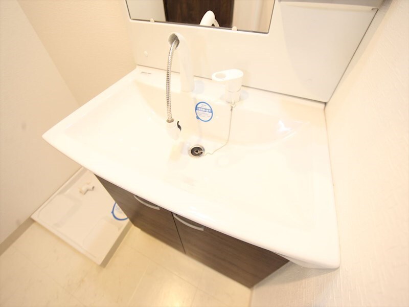 物件内観写真25　(独立洗面台（シャンプードレッサー付）)