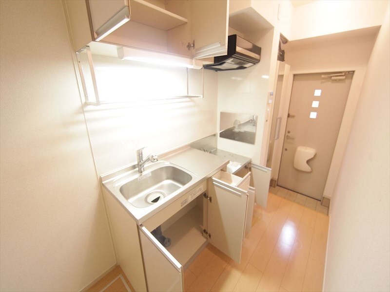 物件内観写真17　(キッチン（ガス2口コンロ設置できます）浄水器使用可能)