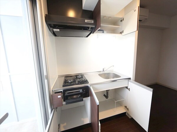 キッチン(システムキッチン（ガス2口コンログリル付）)