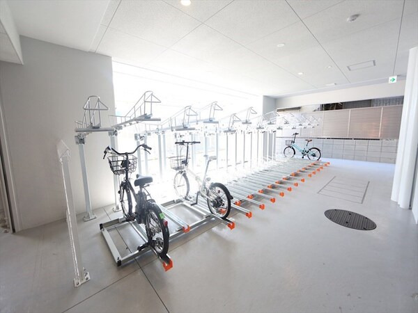 その他共有部分(屋根付き駐輪場)