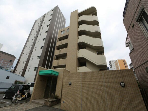 外観(外観　オートロック　防犯カメラ)