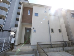 守山区八反戸建外観写真