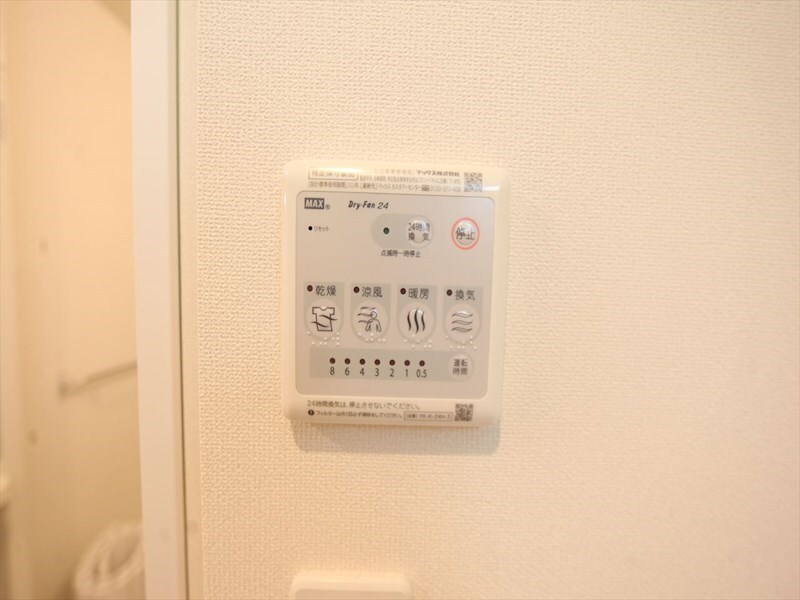 物件内観写真12　(浴室暖房乾燥機付き)