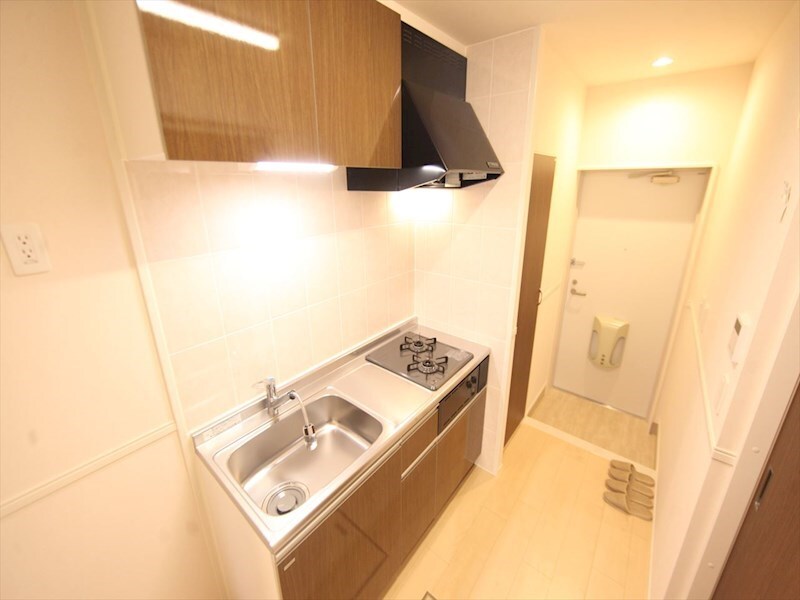 物件内観写真16　(システムキッチン（ガス2口コンロ付）)