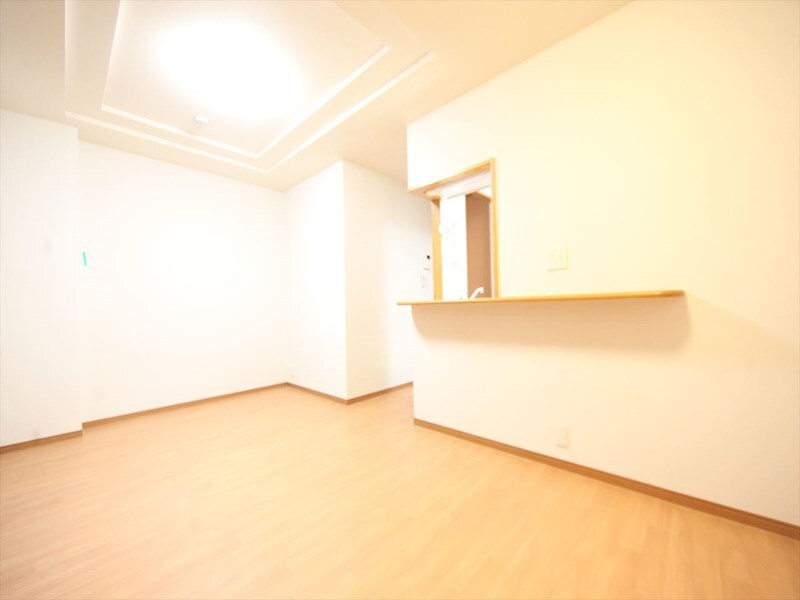 物件内観写真14　(ＬＤＫ11.7帖　カウンターキッチン　エアコン付　バルコニー)