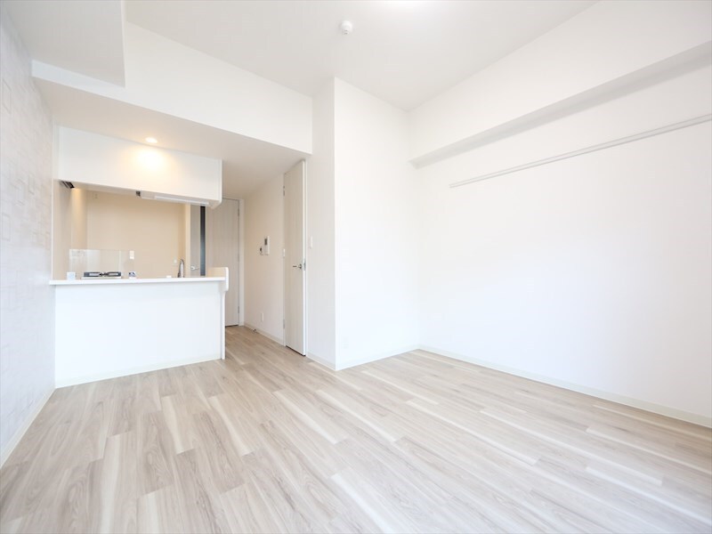 物件内観写真14　(洋室11.6帖　カウンターキッチン　ウォークインクローゼット)