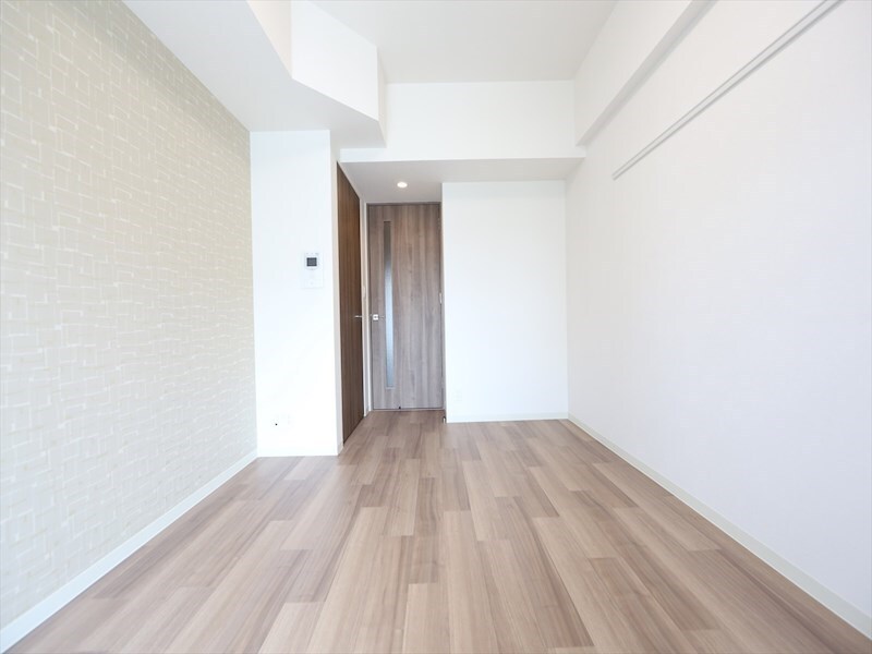 物件内観写真15　(洋室7.1帖　クローゼット付（収納充実してます）)