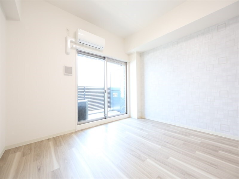 物件内観写真22　(洋室11.6帖　エアコン完備　南面バルコニー)