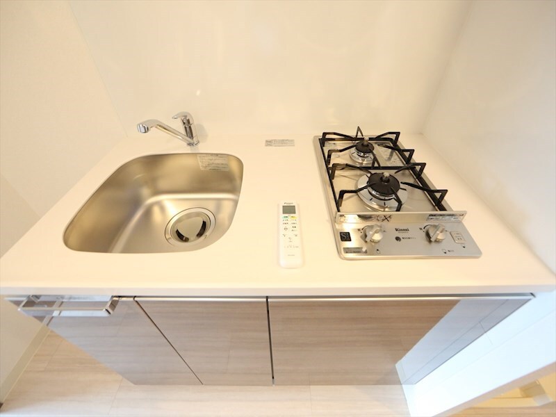 物件内観写真25　(システムキッチン（ガス2口コンロ付）)