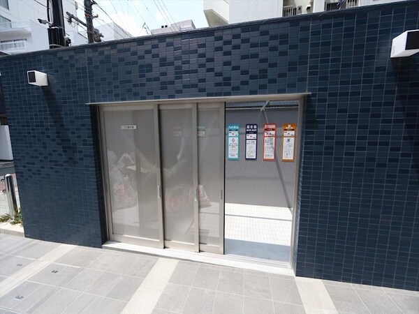 その他(敷地内ゴミ捨て場)