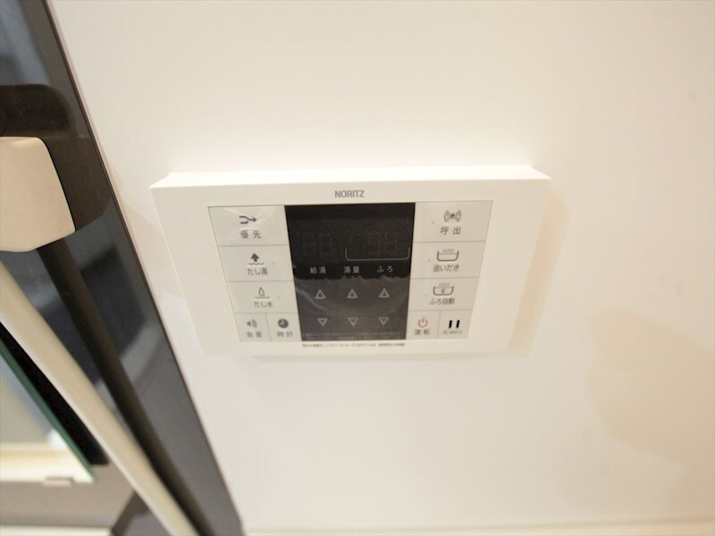 物件内観写真11　(給湯設備　追い焚き・オートバス機能完備)