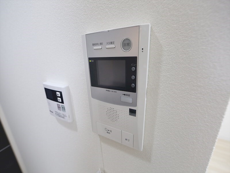 物件内観写真11　(ＴＶモニター付インターホン)