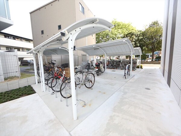 その他共有部分(屋根付き駐輪場)