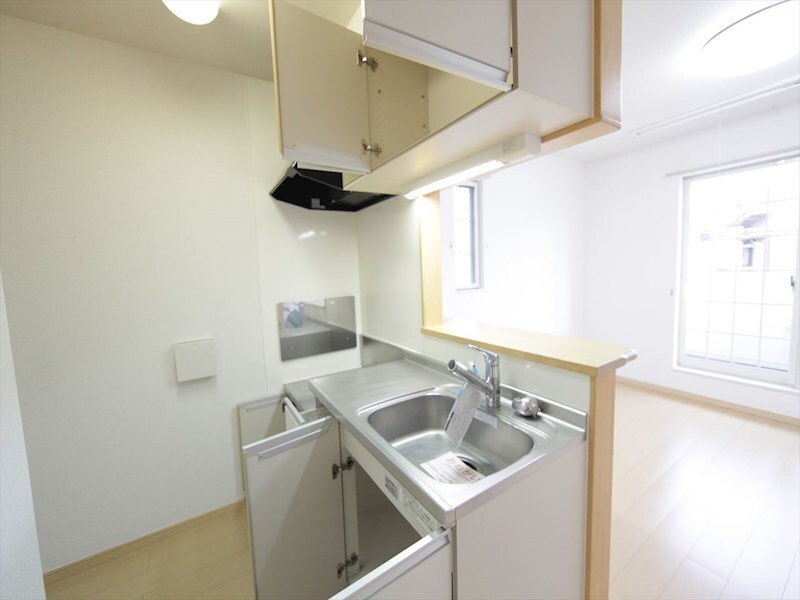 物件内観写真18　(カウンターキッチン（ガス2口コンロ設置できます）)