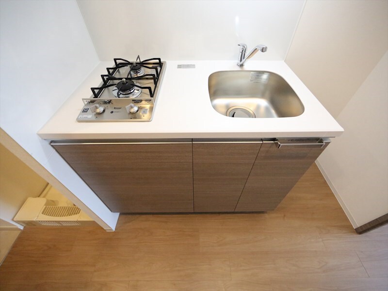 物件内観写真24　(システムキッチン（ガス2口コンロ付）)