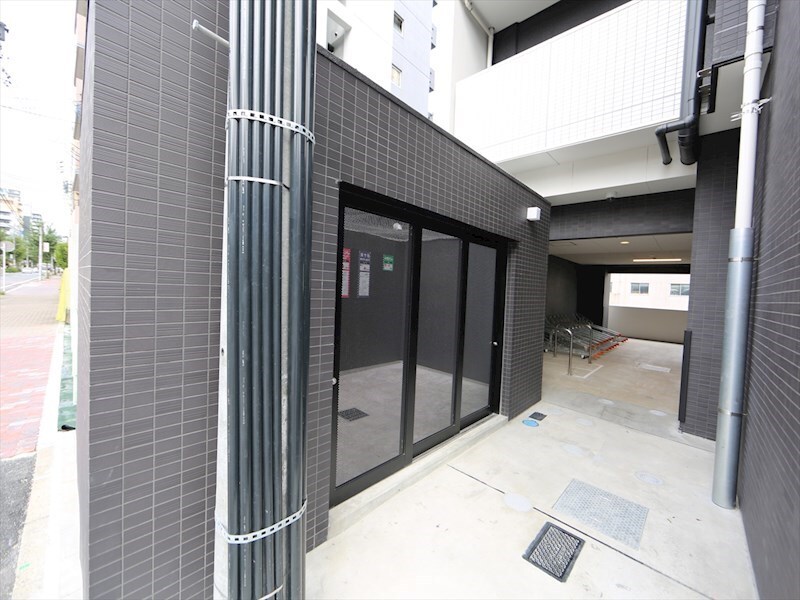 物件内観写真30　(敷地内ゴミ捨て場)