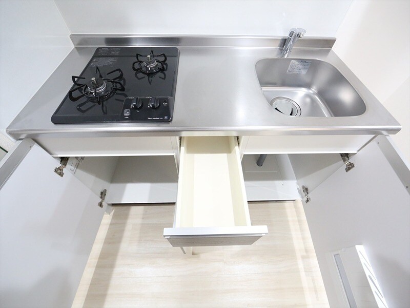 物件内観写真22　(システムキッチン（ガス2口コンロ付）)