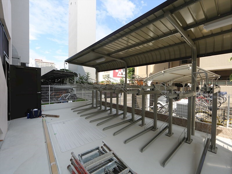 物件内観写真33　(屋根付き駐輪場)