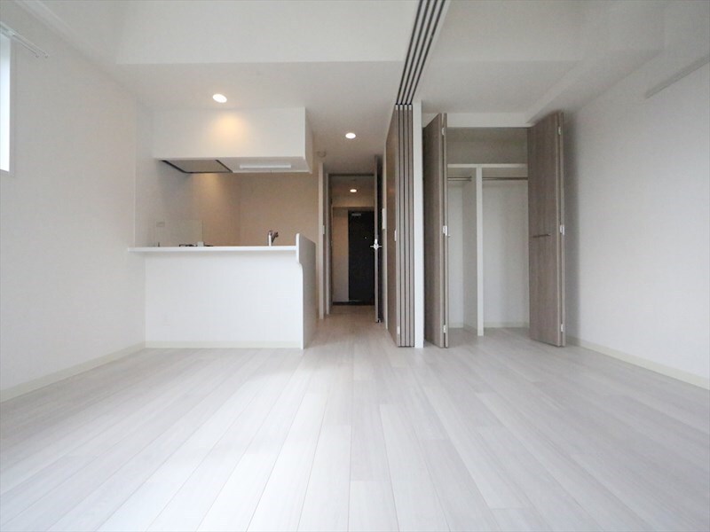 物件内観写真14　(ＬＤＫ9.2帖　洋室4.2帖　つなげても仕切っても使えます)