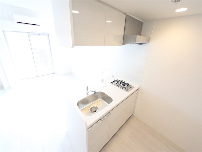 物件内観写真25　(システムキッチン（ガス2口コンロ付）カウンターキッチン)