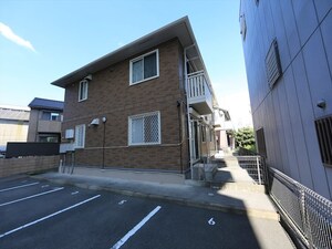 ヴィラ熱田外観写真