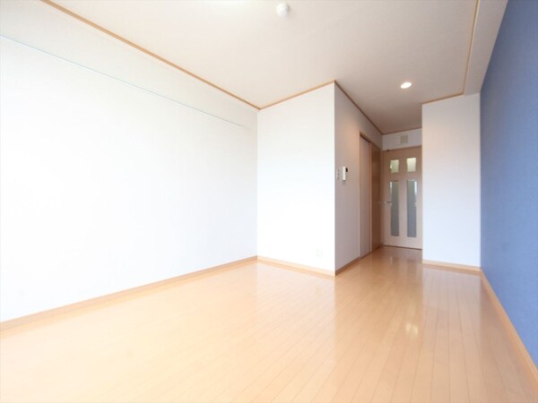 その他部屋・スペース(洋室10.3帖　クローゼット付（収納充実してます）)