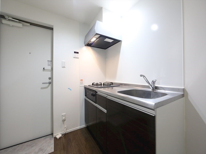 物件内観写真18　(システムキッチン（ガス2口コンロ付）)