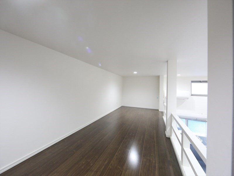 物件内観写真23　(ロフト5.4帖（収納としても寝室としても使えます）)