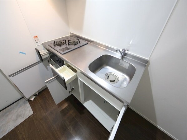 キッチン(システムキッチン（ガス2口コンロ付）)