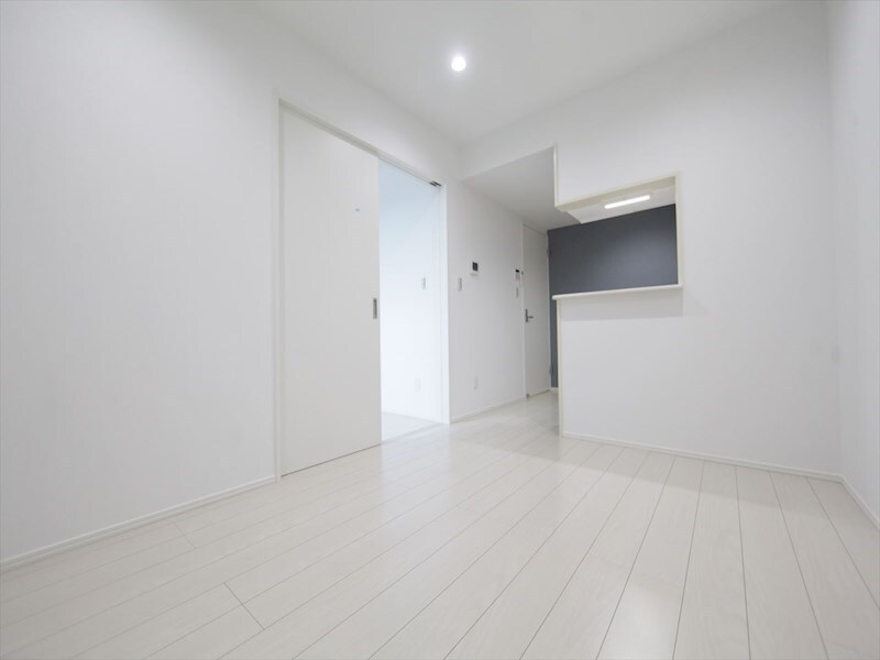 物件内観写真2　(ＬＤＫ9.3帖　カウンターキッチン　エアコン完備)