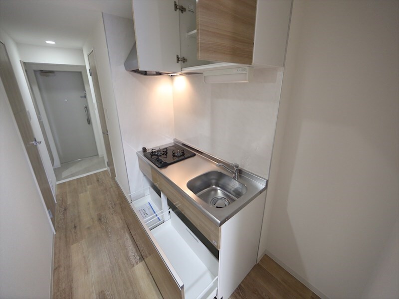 物件内観写真16　(システムキッチン（ガス2口コンロ付）)