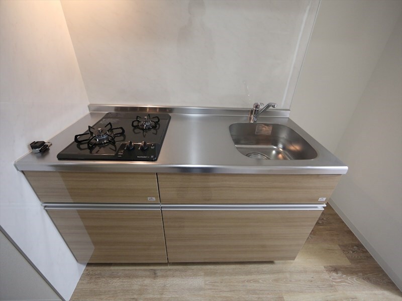 物件内観写真25　(システムキッチン（ガス2口コンロ付）)