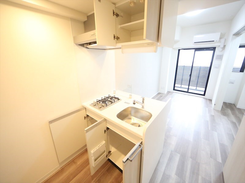 物件内観写真18　(システムキッチン（ガス2口コンロ付）カウンターキッチン)