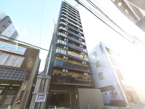 外観(外観　オートロック　宅配ＢＯＸ　防犯カメラ　分譲賃貸)