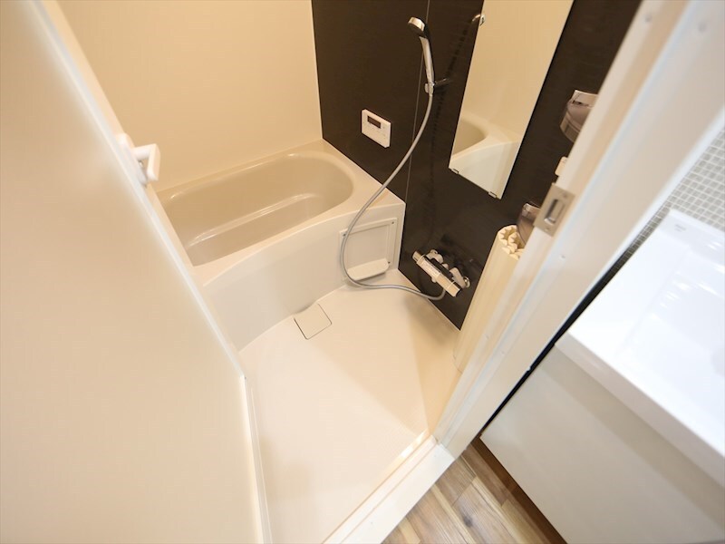 物件内観写真4　(追い焚き・オートバス機能付お風呂)