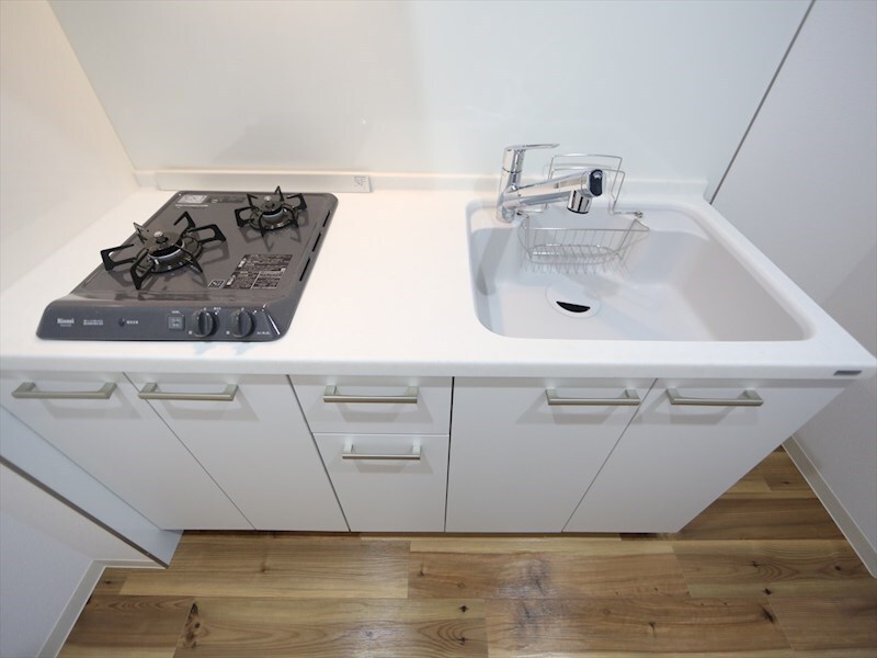 物件内観写真29　(システムキッチン（ガス2口コンロ付）)