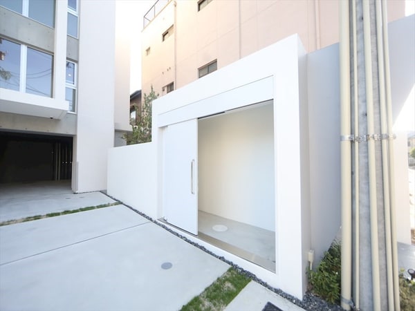 その他(敷地内ゴミ捨て場)