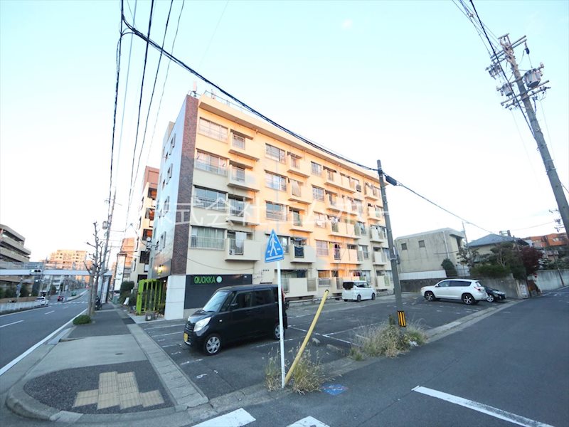 八勝ビル