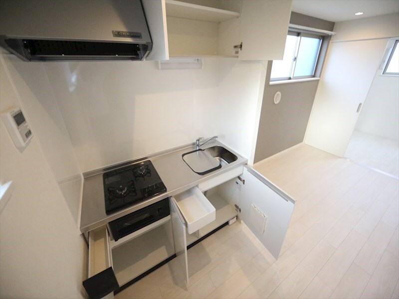 物件内観写真18　(システムキッチン（ガス2口コンロ・グリル付）)