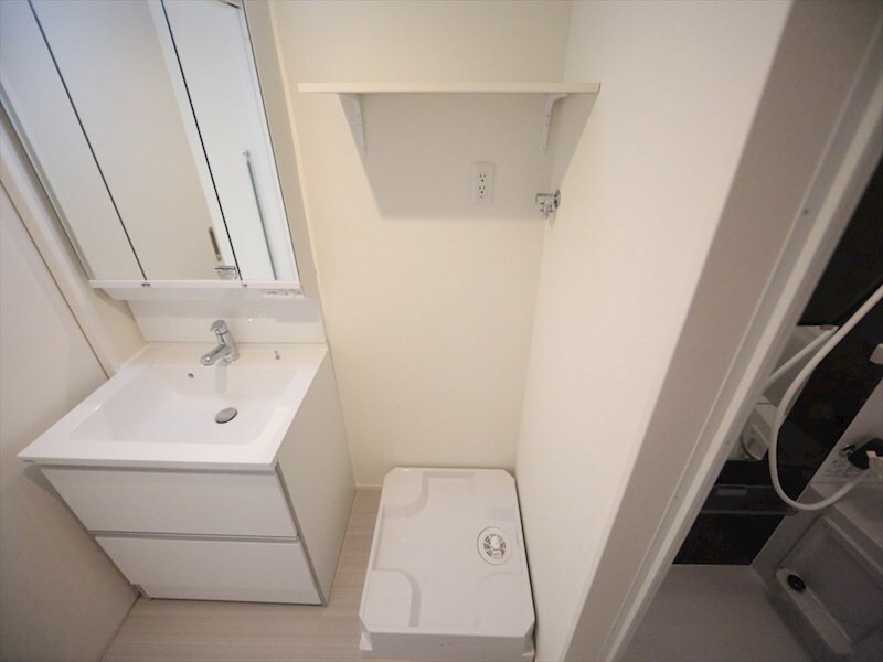 物件内観写真24　(脱衣所　室内洗濯機置き場)