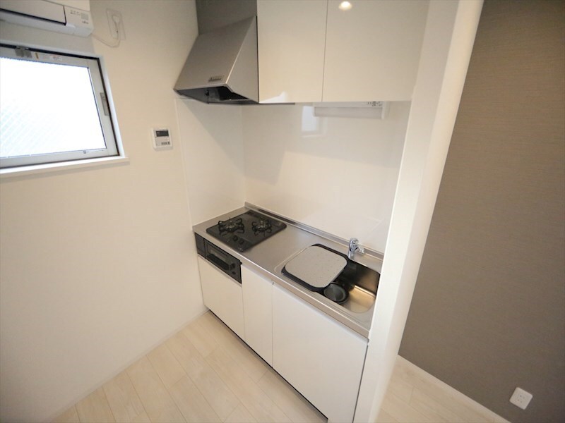 物件内観写真26　(システムキッチン（ガス2口コンロ・グリル付）)