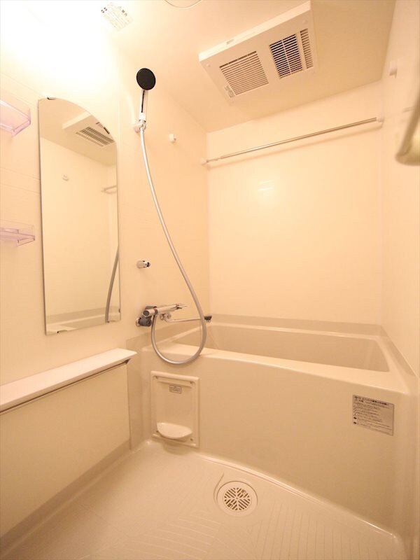 物件内観写真3　(浴室暖房乾燥機能付バス)