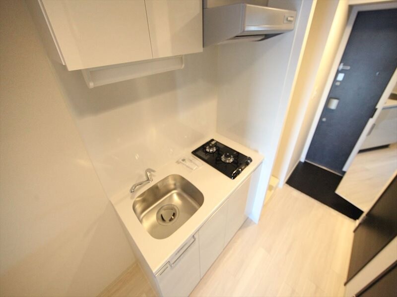 物件内観写真7　(システムキッチン（ガス2口コンロ）)