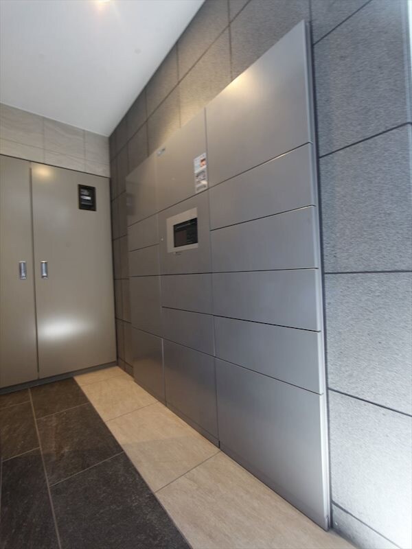 物件内観写真33　(宅配BOX（不在時に荷物の受け取りができます）)